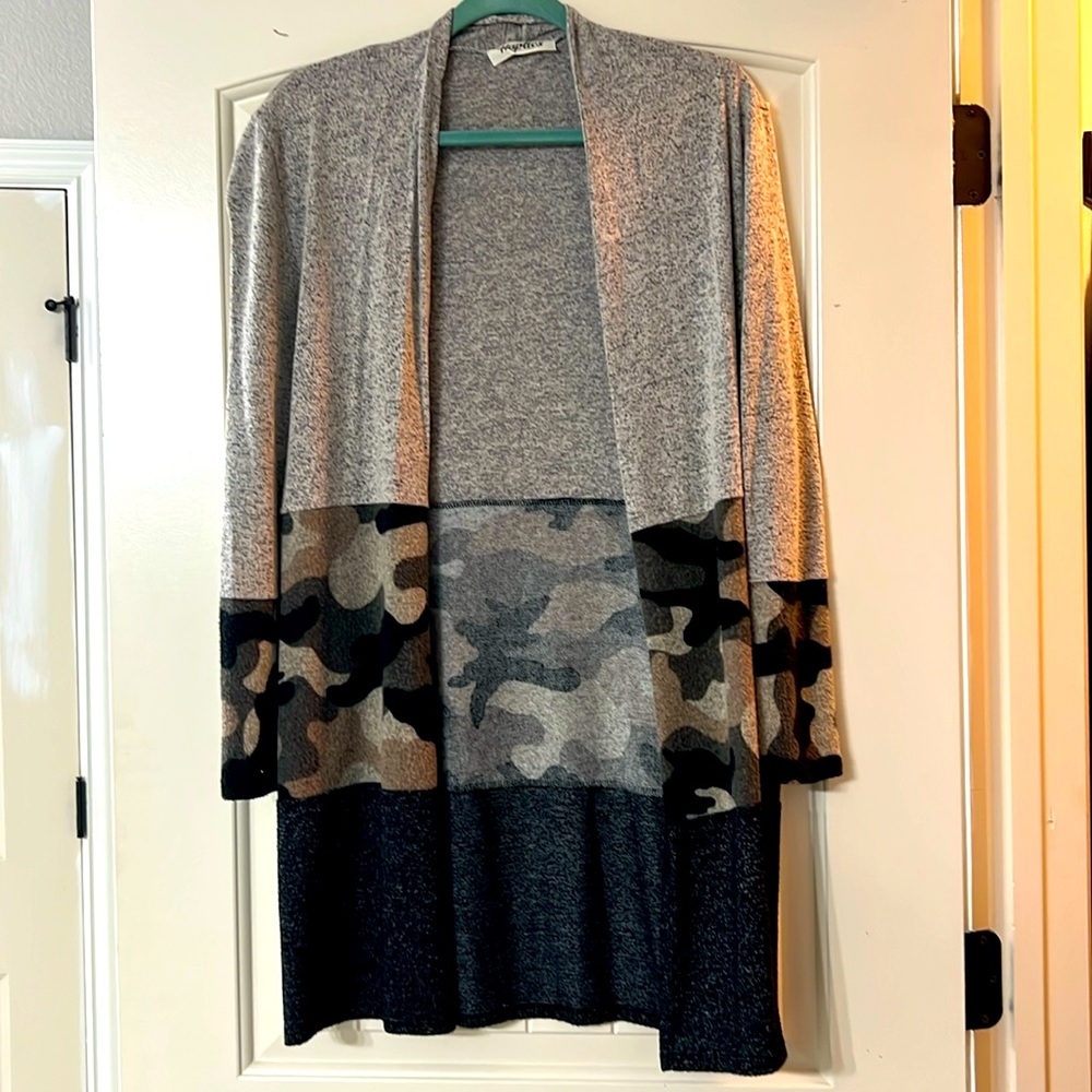 Women’s cardigan